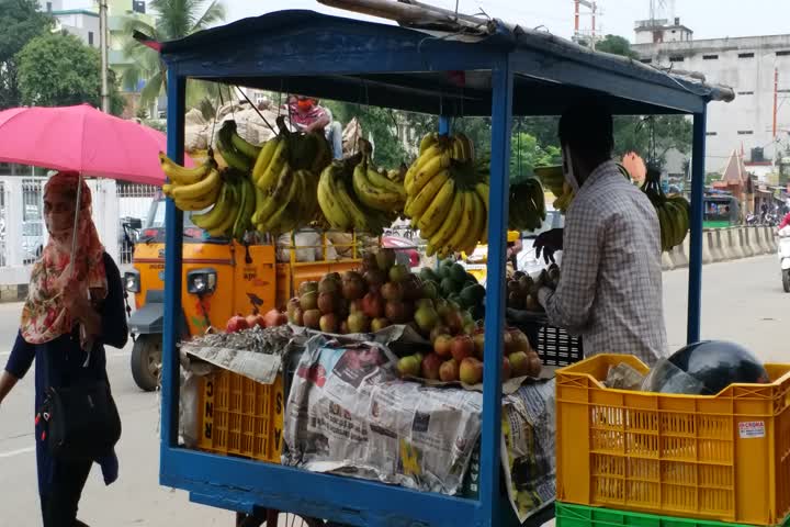 Home delivery of fruits