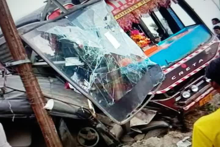 uncontrol bus hit electricity pole in gopalganj