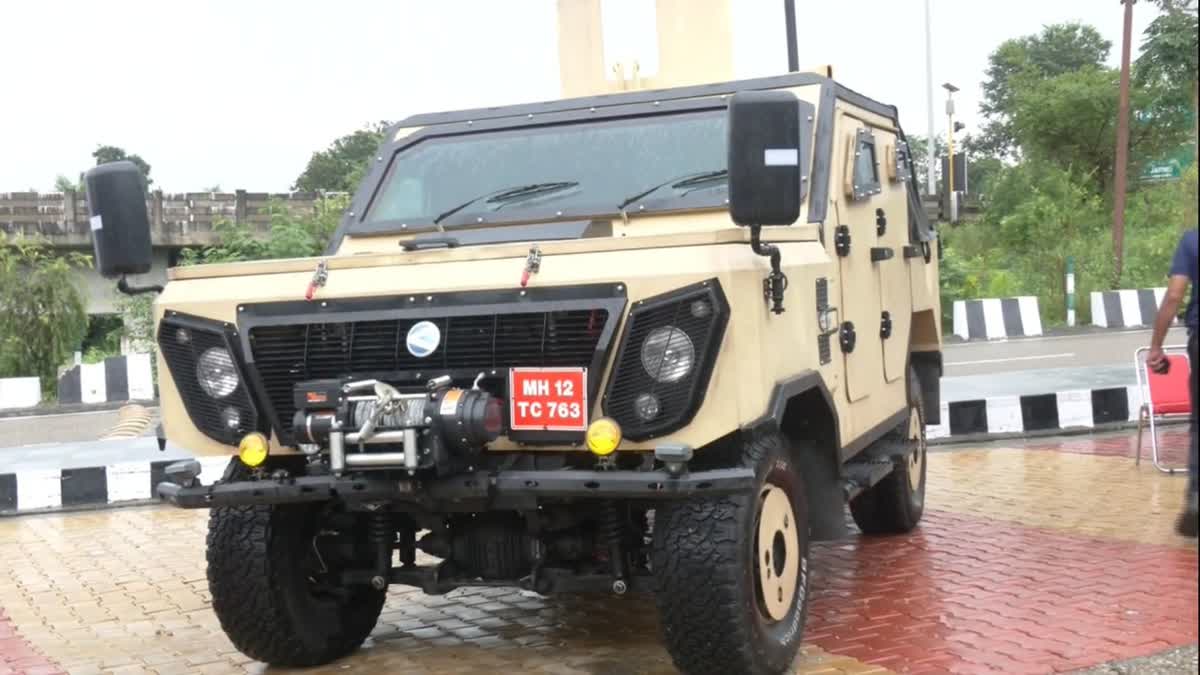 جموں خطہ میں بھارتی فوج کو مزید 50 آرماڈو گاڑیاں فراہم