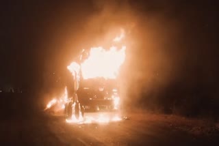 truck fire in shivpuri