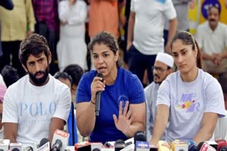 ജൂനിയർ ഗുസ്‌തി താരങ്ങൾ  Junior wrestlers protest  WFI  ഗുസ്‌തി ഫെഡറേഷൻ