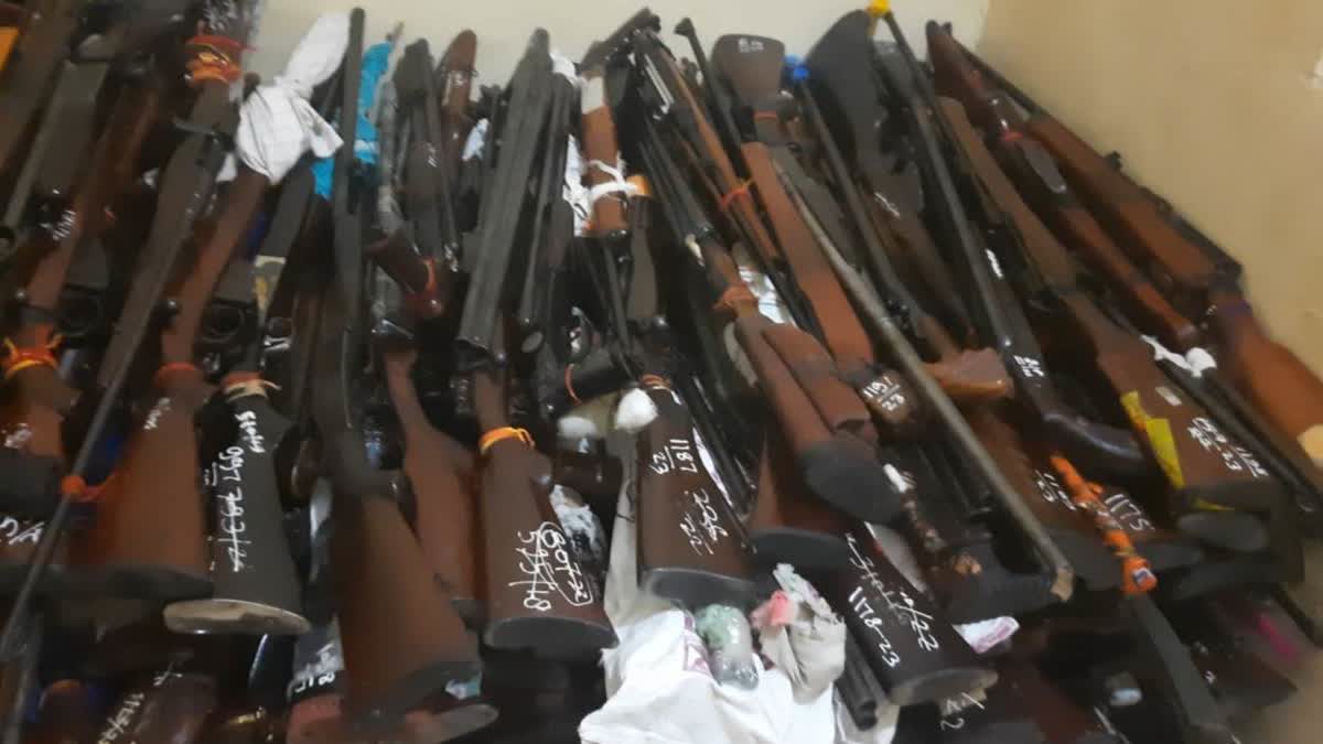 59 arms licenses suspend MORENA