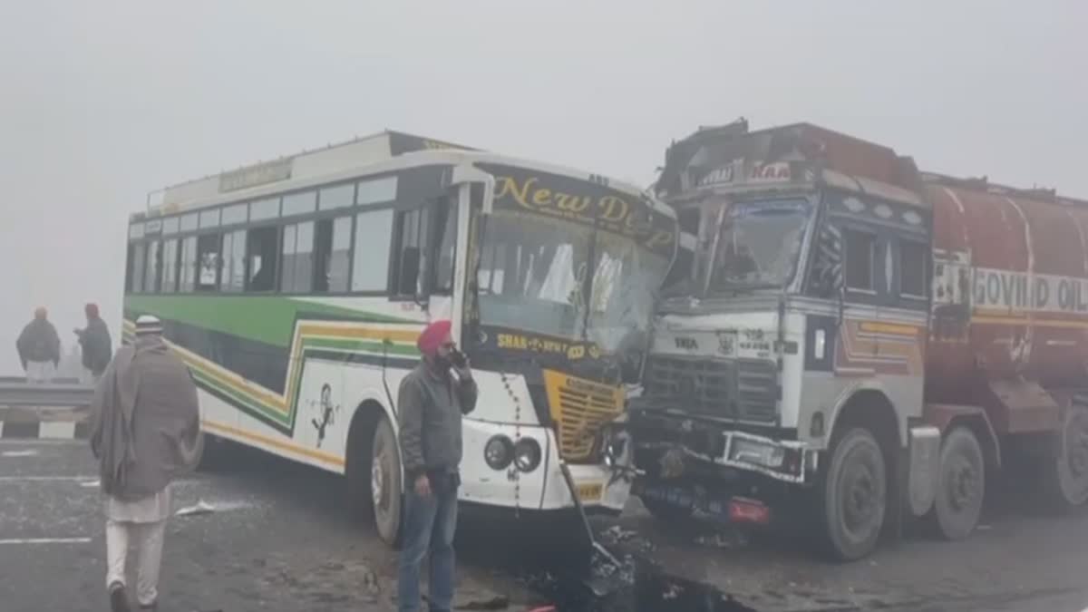 bus-truck collision in Bathinda