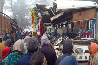 Driver died and several passengers injured in Palamu road accident