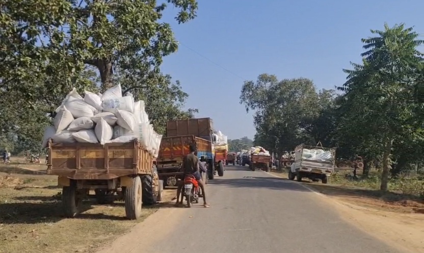 Bastar farmers blocked NH 30