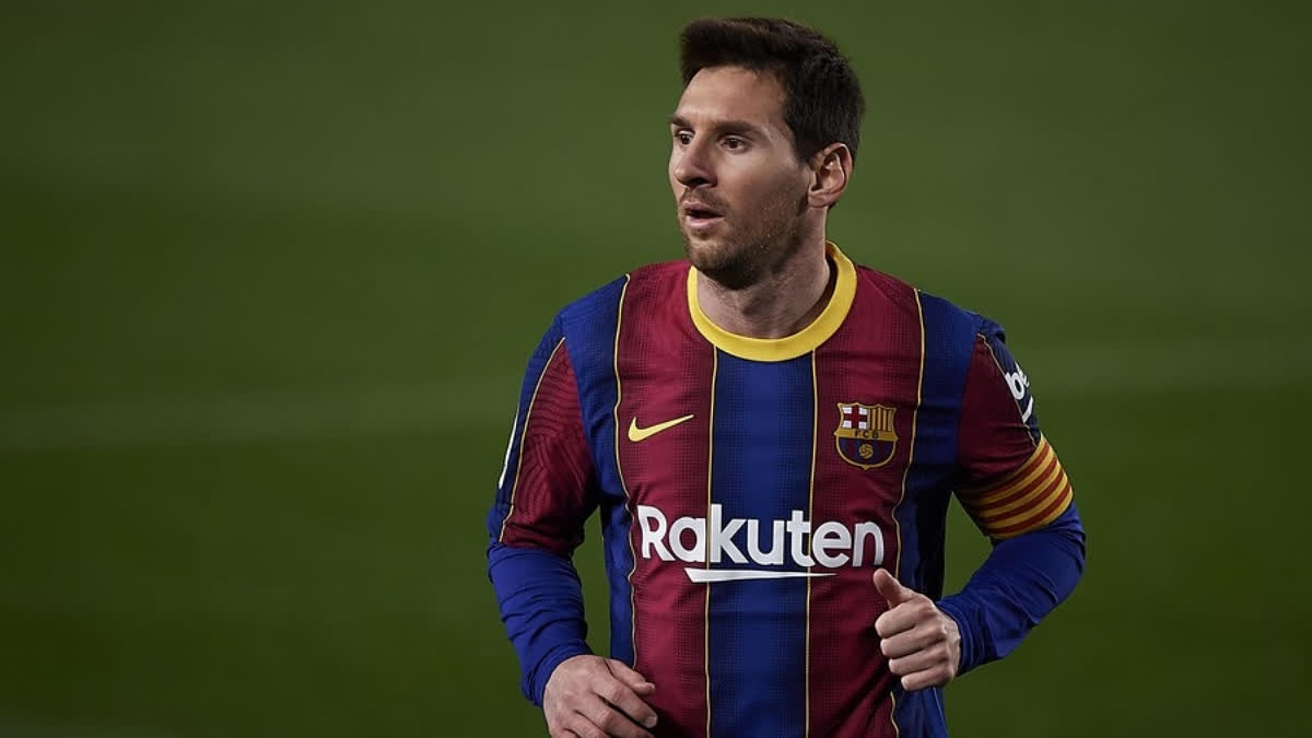 Messi Barcelona contract auction  Napkin Paper Contract Auction  Barcelona Lionel Messi  ലയണല്‍ മെസി