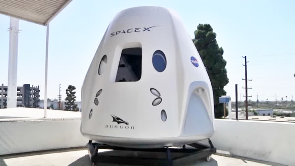 SpaceX invites research proposals for Dragon human spaceflight missions