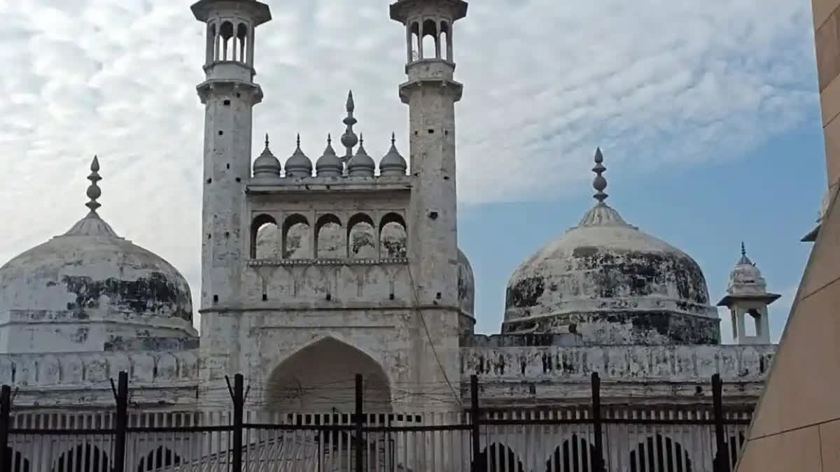 Gyanvapi Mosque Panel Vows to Fight Battle for 'Vyas Ji' Basement till the Last Breath