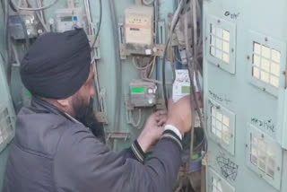 In Ropar, farmers protested against chipped electricity meters
