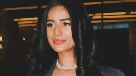 poonam pandey