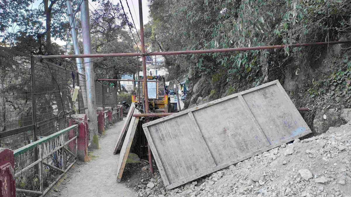 Mussoorie Camel Back Road