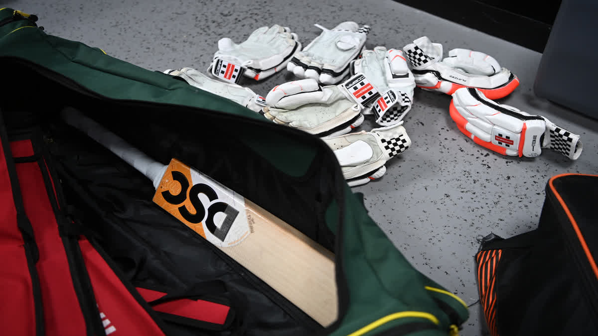 cricketers kit bags