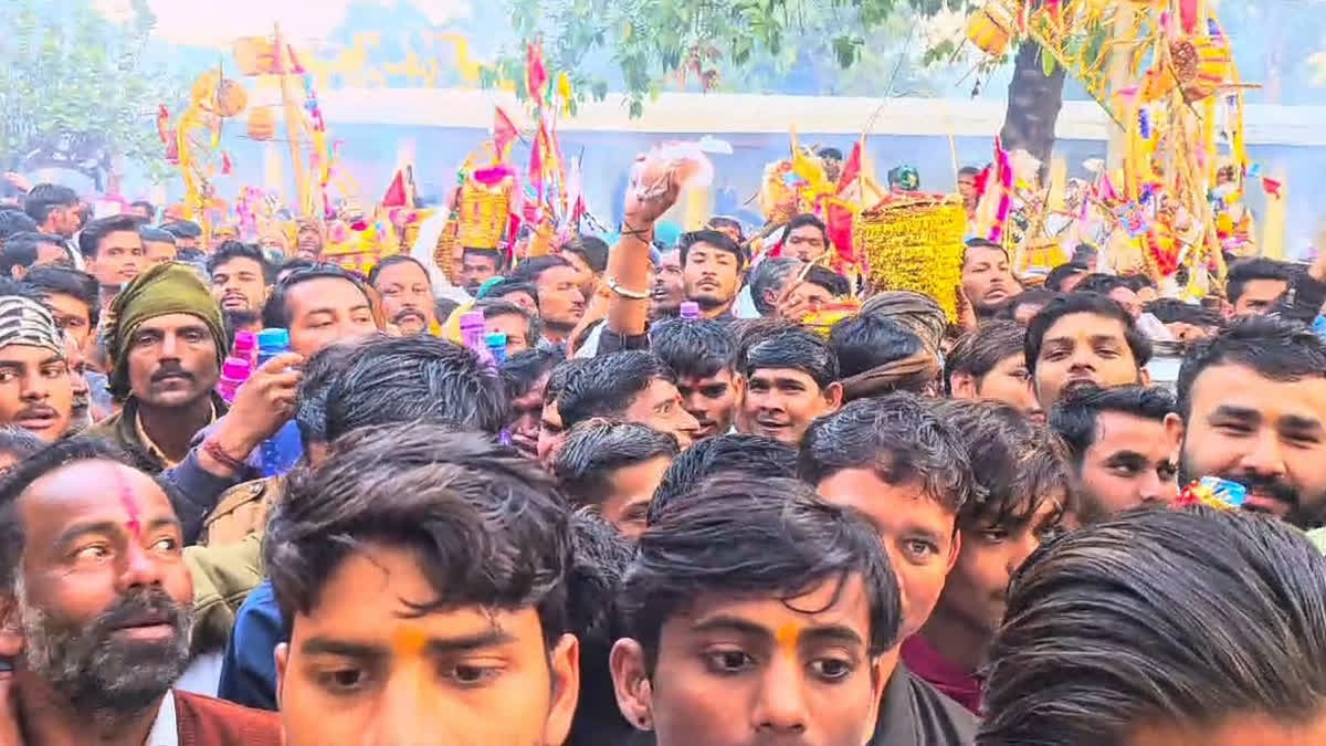 Damoh Jageshwarnath devotees