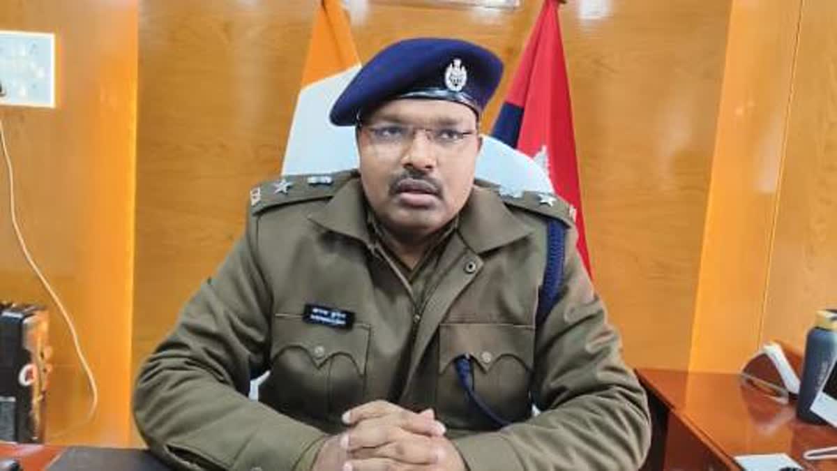 SP ने किया 5 पुलिसकर्मियों को सस्पेंड