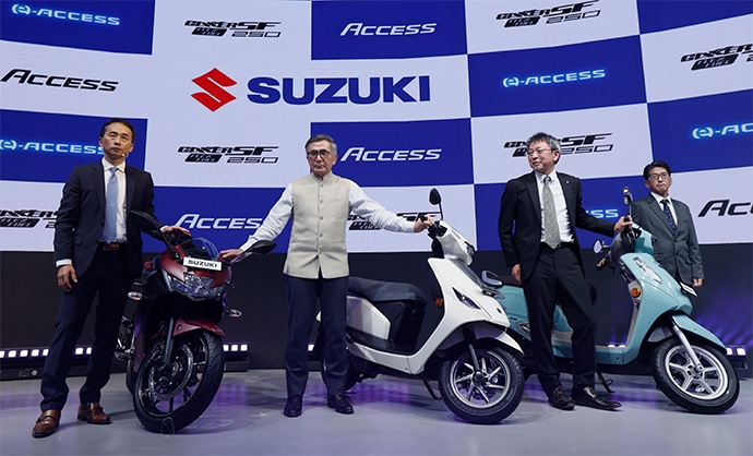 Honda Activa e vs Suzuki