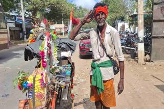 Lone cycle rider on mission to unite people