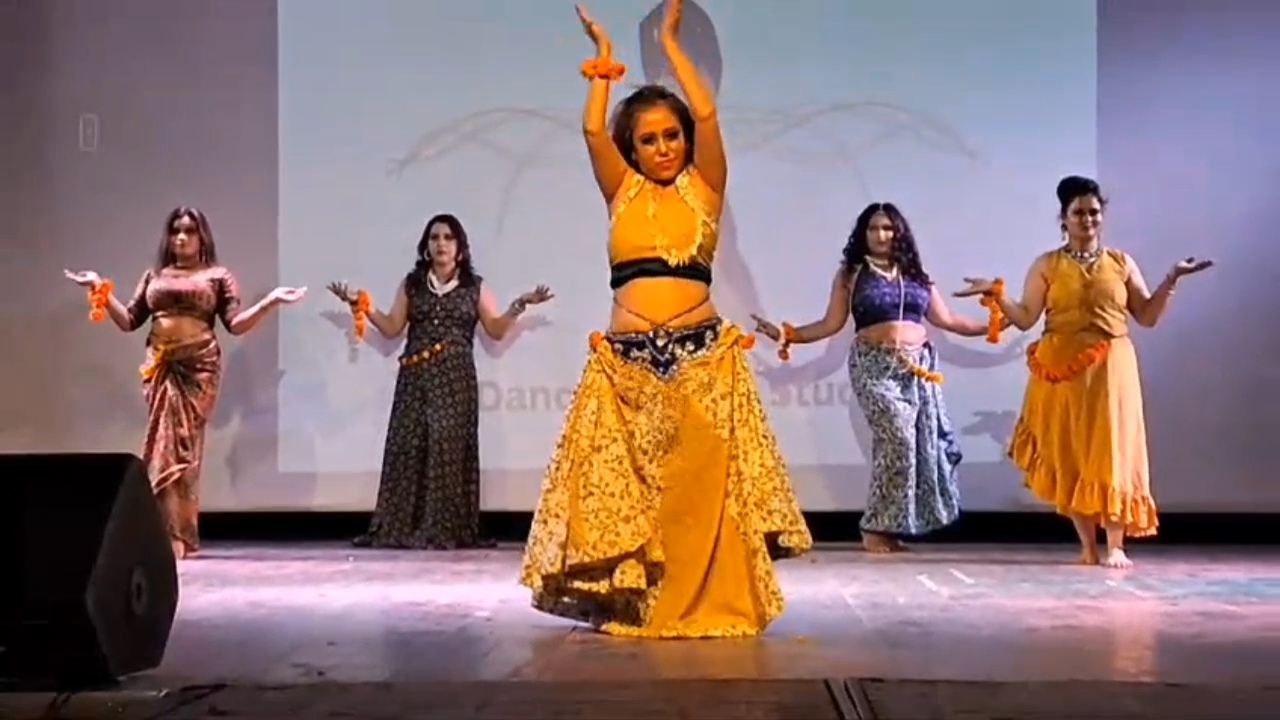 Belly dance wearing Khadi clothes