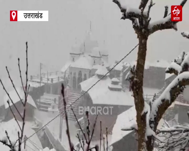 Snowfall in Gangotri