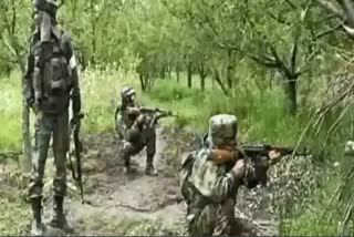 Police and Naxalites encounter in kanker hidoor forest Chhattisgarh