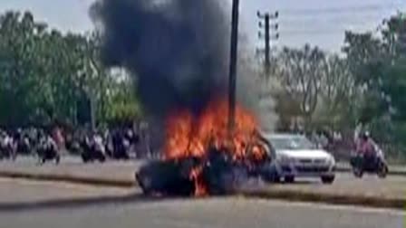 car crashes into electric pole