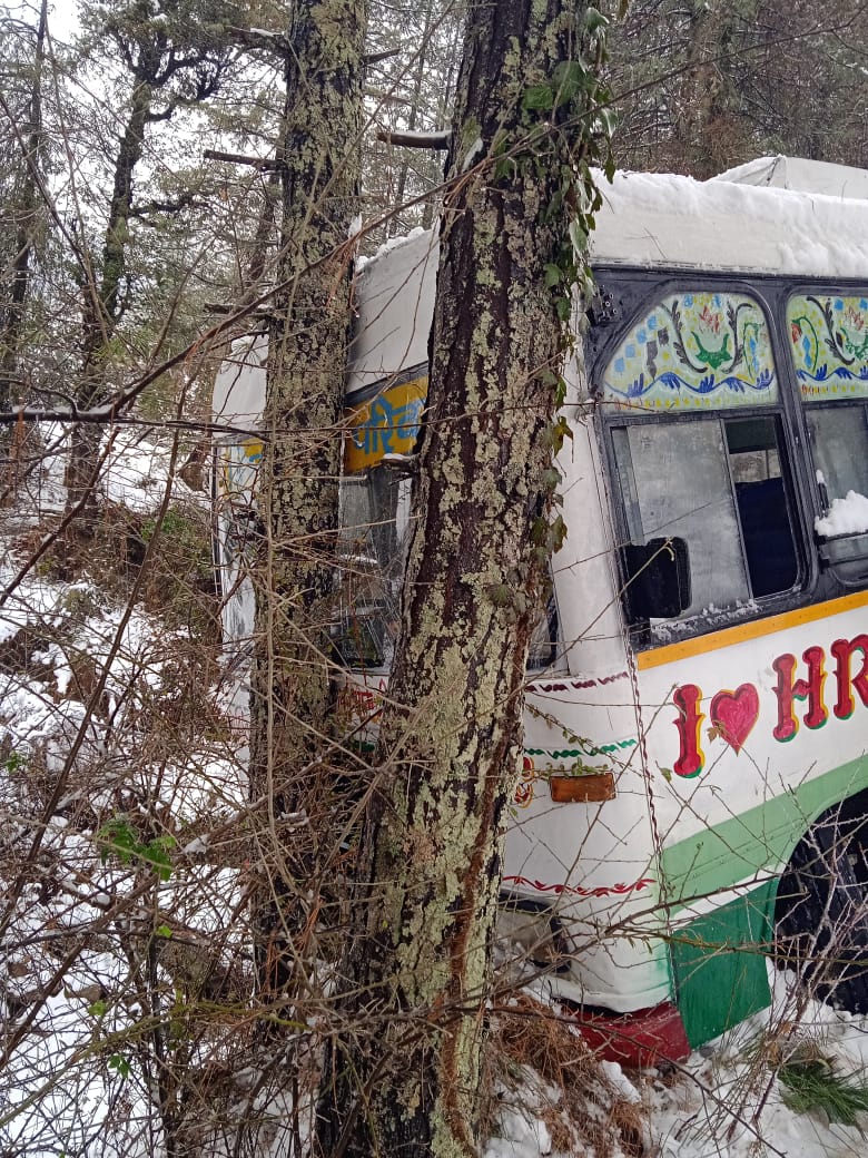 hrtc bus accident in rohru