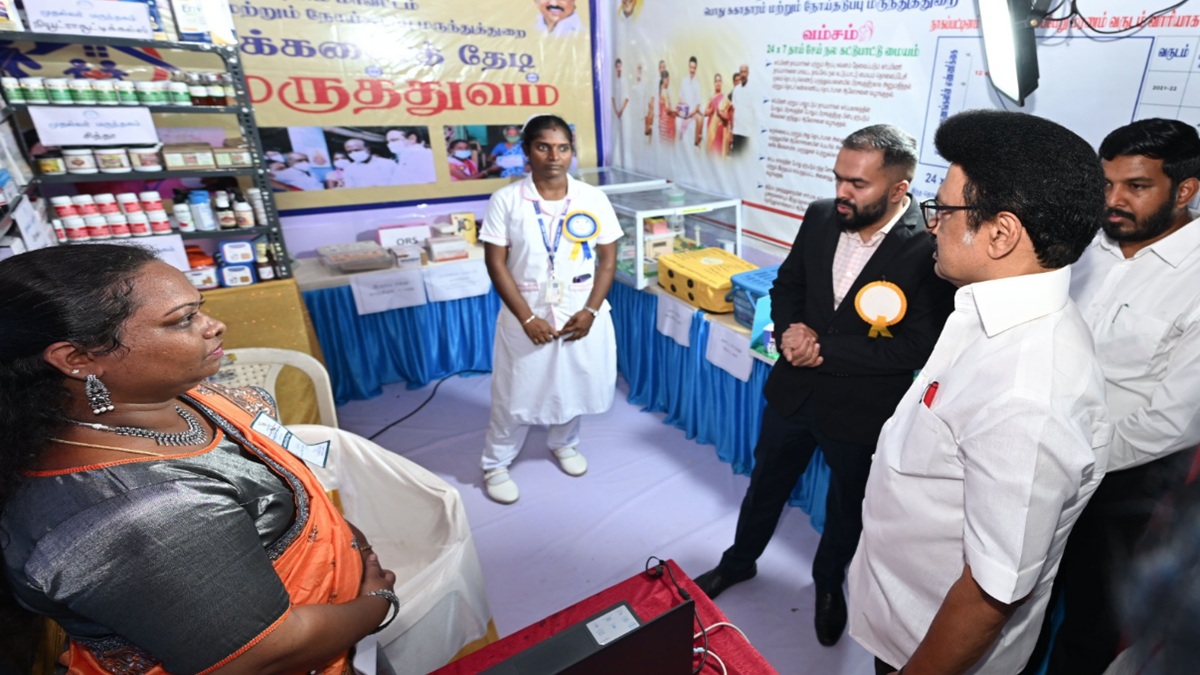 மக்களைத் தேடி மருத்துவம் அரங்கை பார்வையிட்ட முதலமைச்சர் மு.க.ஸ்டாலின்