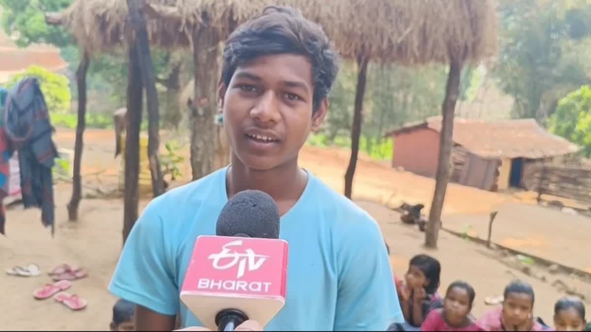 Odisha School Dropout Dom Pujari Inspires Children Back to Classroom