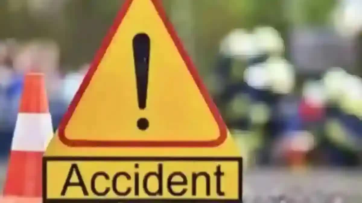 ACCIDENT DEATH  PERUMBAVOOR  FATHER AND DAUGHTER DIED  TWO WHEELER HIT BY TIPPER