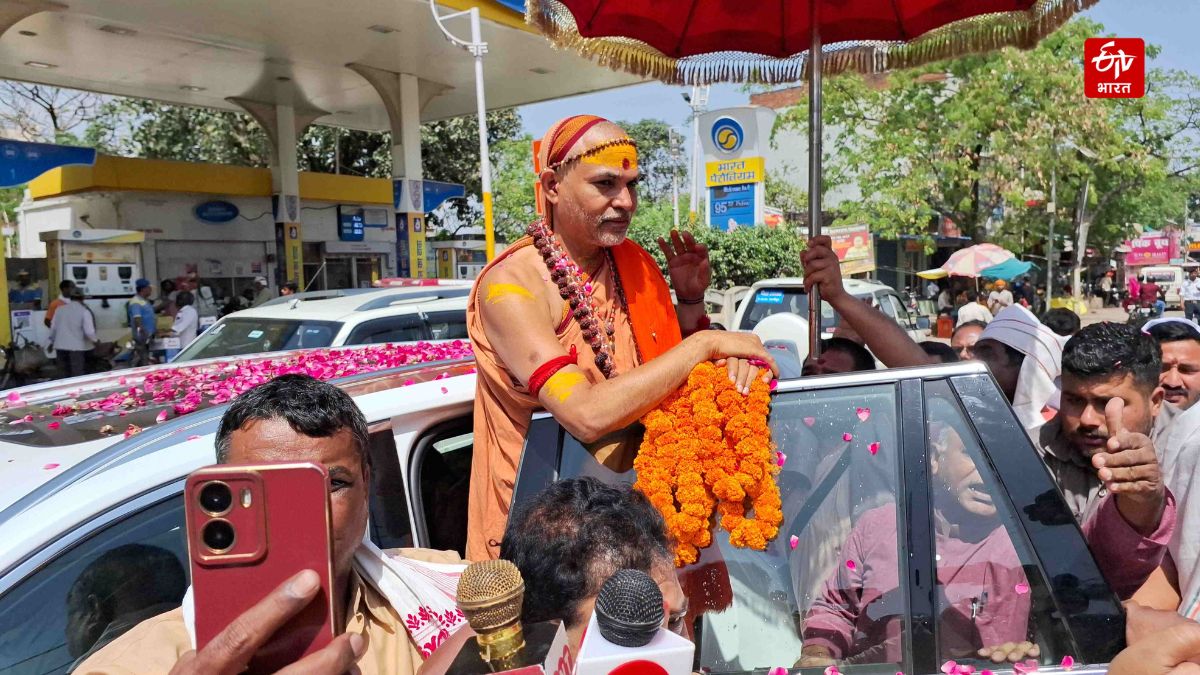 शंकराचार्य का गो हत्या को लेकर बड़ा बयान, बोले- गो हत्या होती रहेगी तो राम और कृष्ण के आने का क्या मतलब