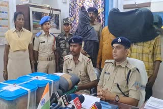 http://10.10.50.75//jharkhand/03-April-2024/jh-sim-01-three-ganja-smugglers-of-interstate-gang-arrested_03042024151528_0304f_1712137528_669.jpg