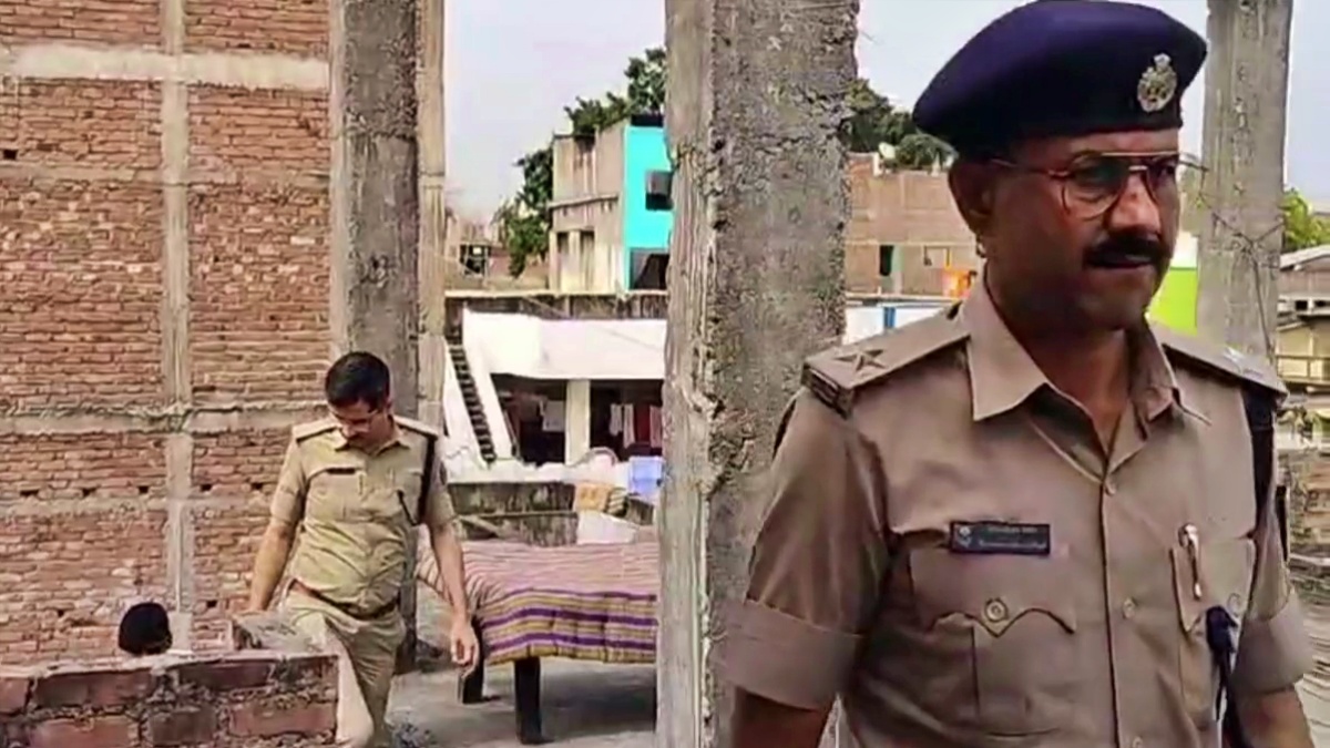 Dead Bodies of lovers recovered