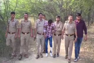 नोएडा में दिनदहाड़े डबल एनकाउंटर