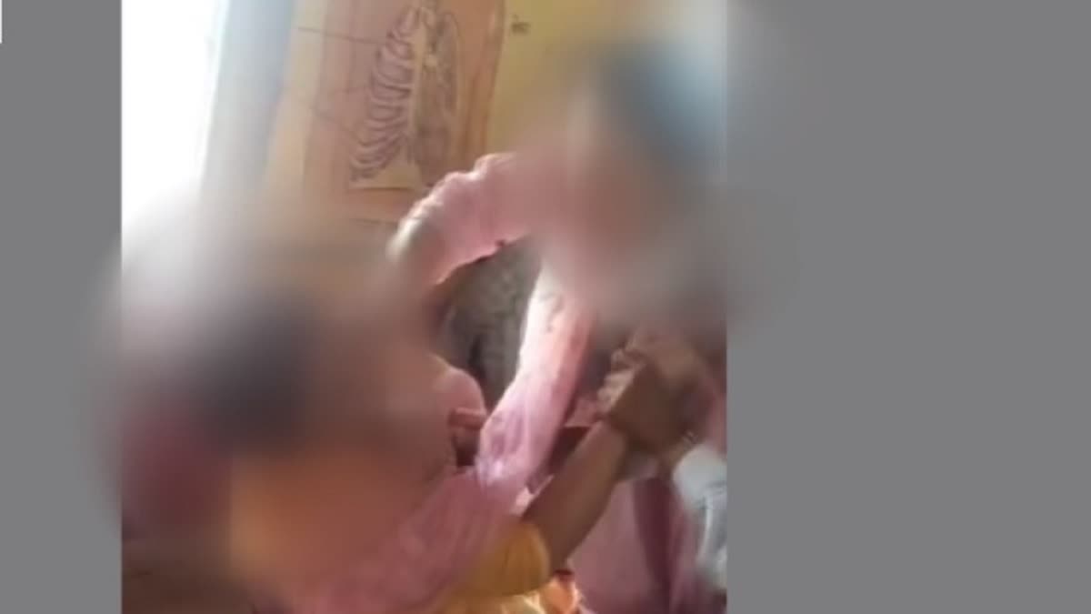 Headmistress, Female Teacher Fight After Latter Reports Late to UP School; Video Goes Viral