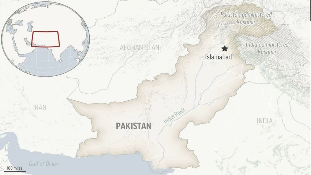 20 people died in bus accident in Pakistan