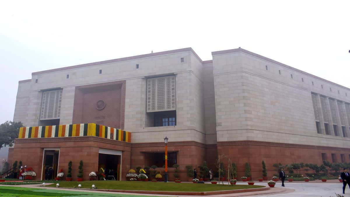 Delhi Police and National Security Guard conducted a mock drill near the new Parliament building and Kashmere Gate to check preparedness for an emergency situation. The drills were scheduled at various locations, including metro stations, schools, temples, and government buildings. The drill at the new Parliament building began at 3 pm and continued for at least half an hour.