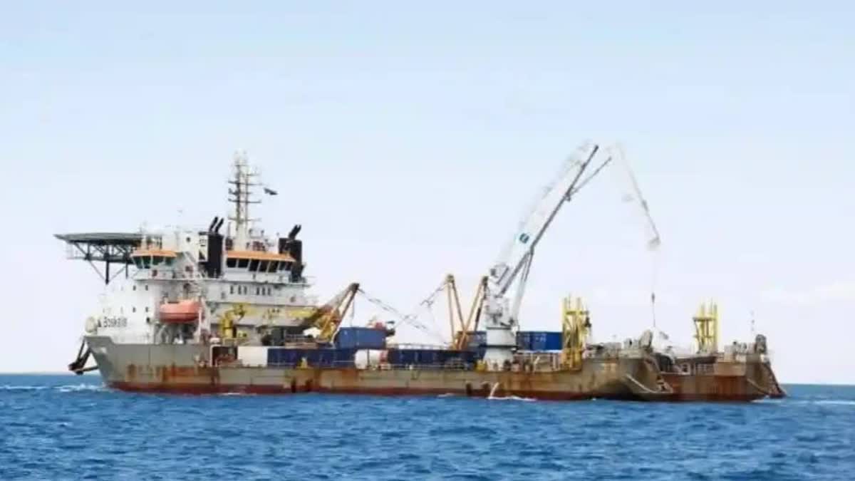 IRAN RELEASED SHIP CREW MEMBERS  IRAN ISRAEL ISSUE  ഇറാന്‍ പിടിച്ചെടുത്ത കപ്പല്‍  കപ്പല്‍ ജീവനക്കാര്‍ ഇറാന്‍