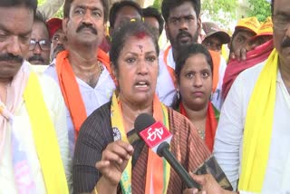 Purandeswari_Angry_With_YCP_Government