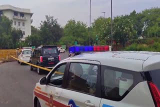 संसद भवन के बाहर दिल्ली पुलिस ने किया मॉक ड्रिल