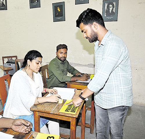 A voter at the mock demo organised by the Office of Chief Electoral Officer, Telangana