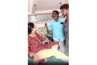 தாக்குதல் நடத்திய தந்தை, மகன்