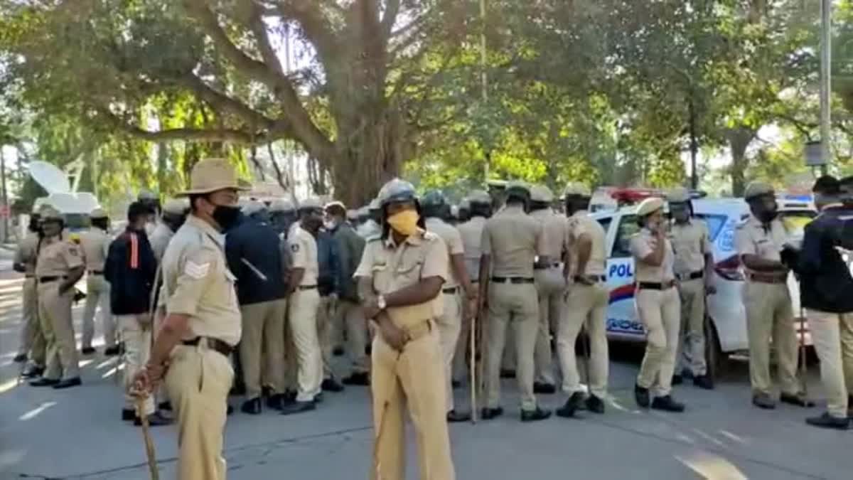 Tight police security  Lok Sabha Election  Bengaluru