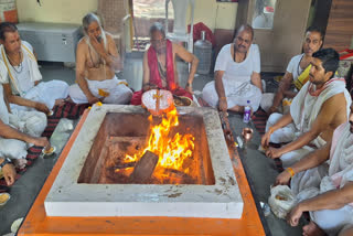 Candidate Chandrakant Khaire Yagyas Bhumer To God