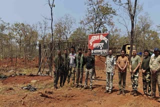 Naxalites says Shaluram Potai is police informer
