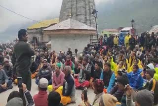 Mistreatment of pilgrims in Kedarnath