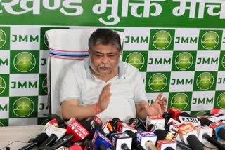 JMM demanded Election Commission count postal ballots and make results public
