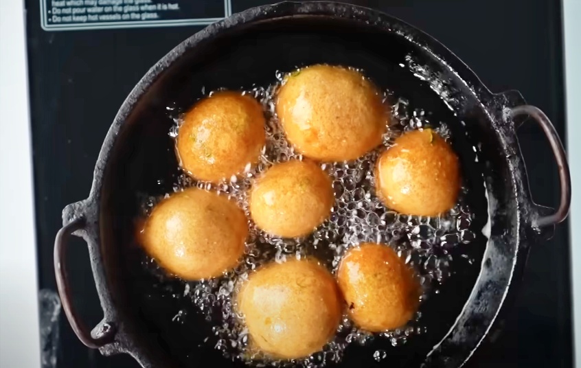 Wheat Flour Mysore Bajji