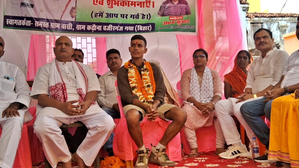 गया लक्की कुमार का हुआ सम्मान