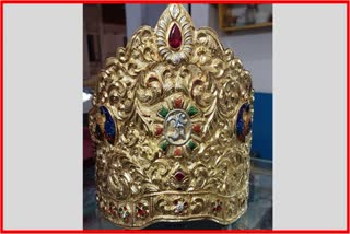 Gold Crown To Sai Baba