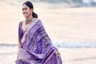 Actor Mrunal Thakur, who has earned accolades for her outstanding performances, has now set the internet on fire with her first look from the highly-anticipated movie, tentatively titled Nani 30. The movie has sparked a great deal of interest among fans and moviegoers since Nani 30 marks the collaboration between the talented actor and superstar Nani.