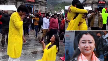 Propose in front of Kedarnath Temple